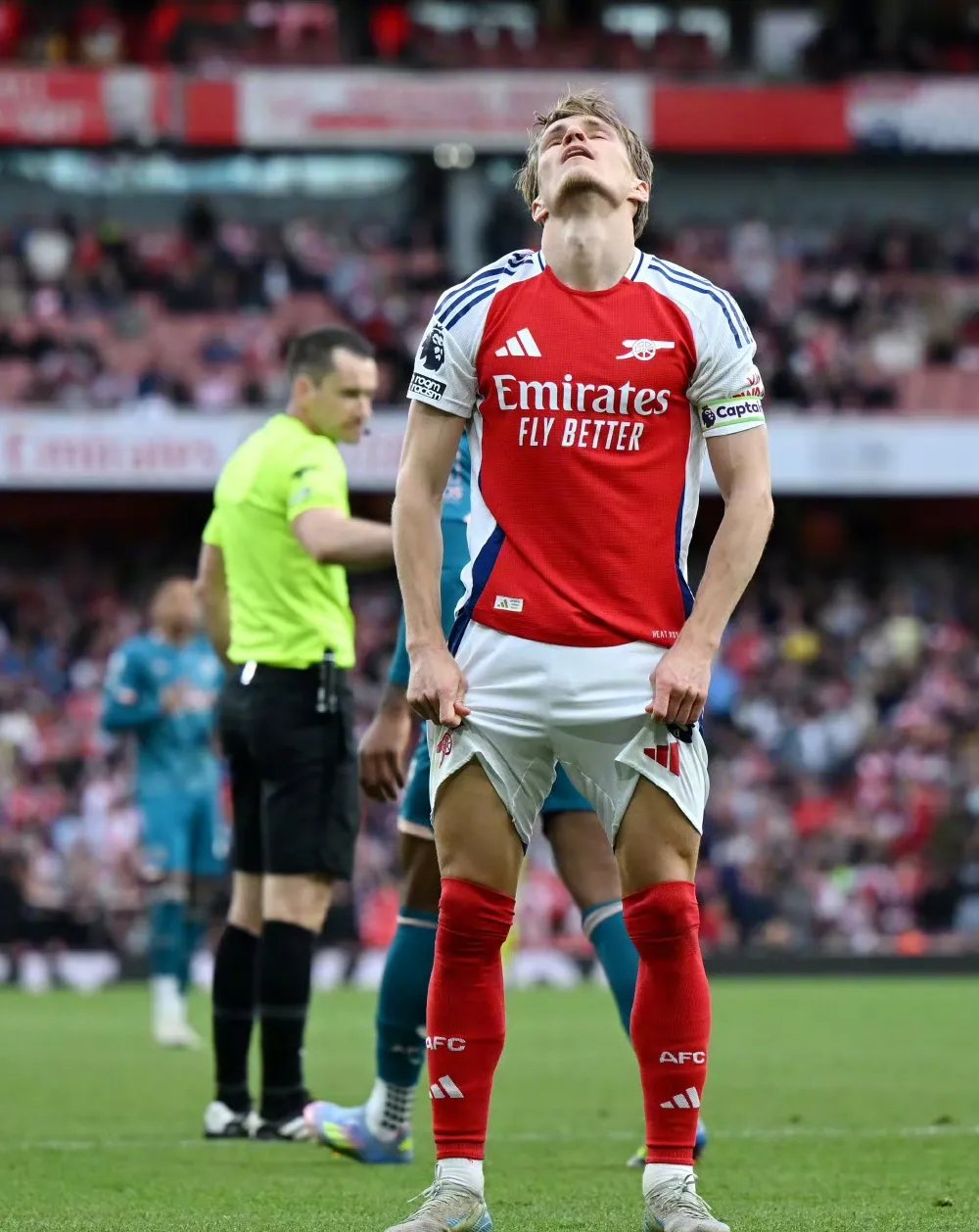 爱游戏-西亚卡姆连续二十场比赛得分超过刷新纪录，阿森纳不断突破！比赛高潮迭起的简单介绍