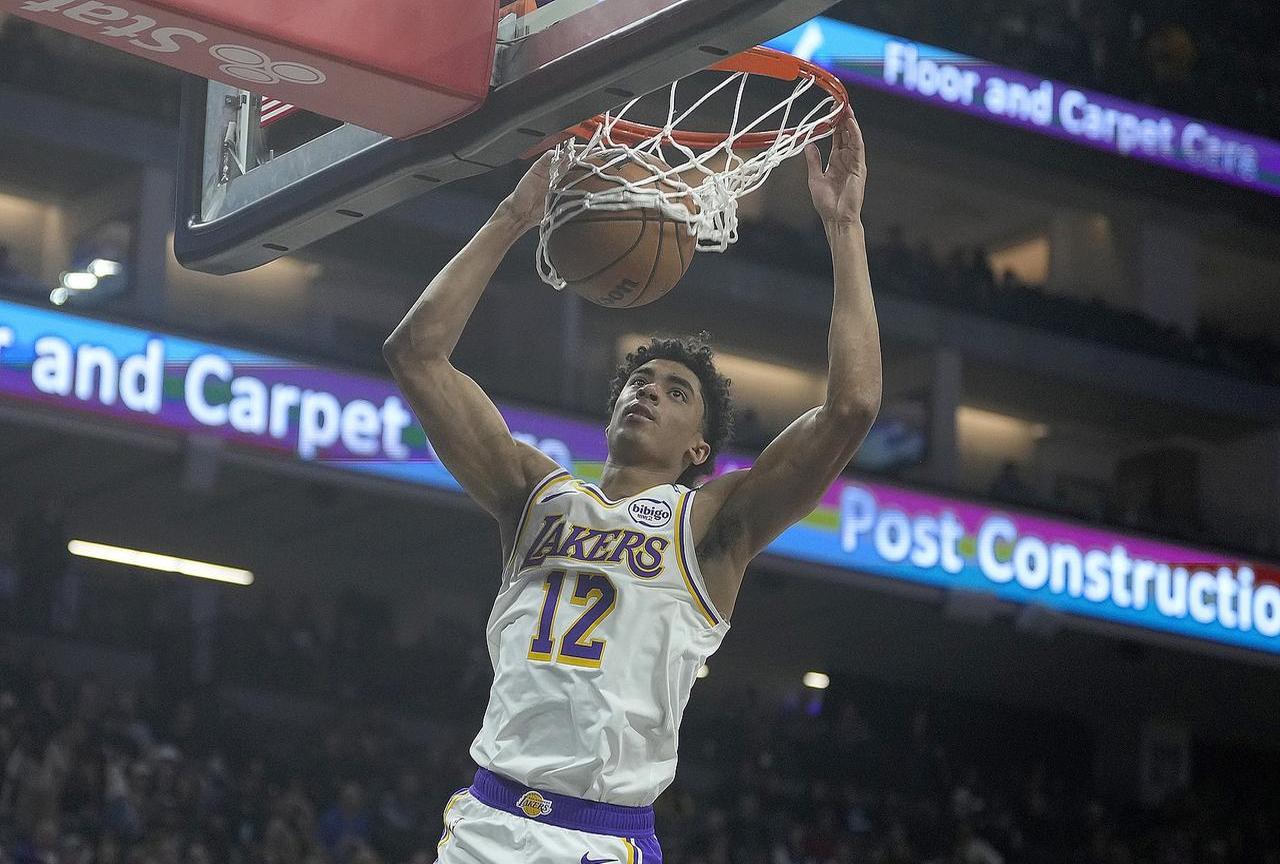 爱游戏官方推荐-关于西班牙队观众热烈欢呼！，科维托娃迎来二十赛季出色发挥引发球迷热议的信息