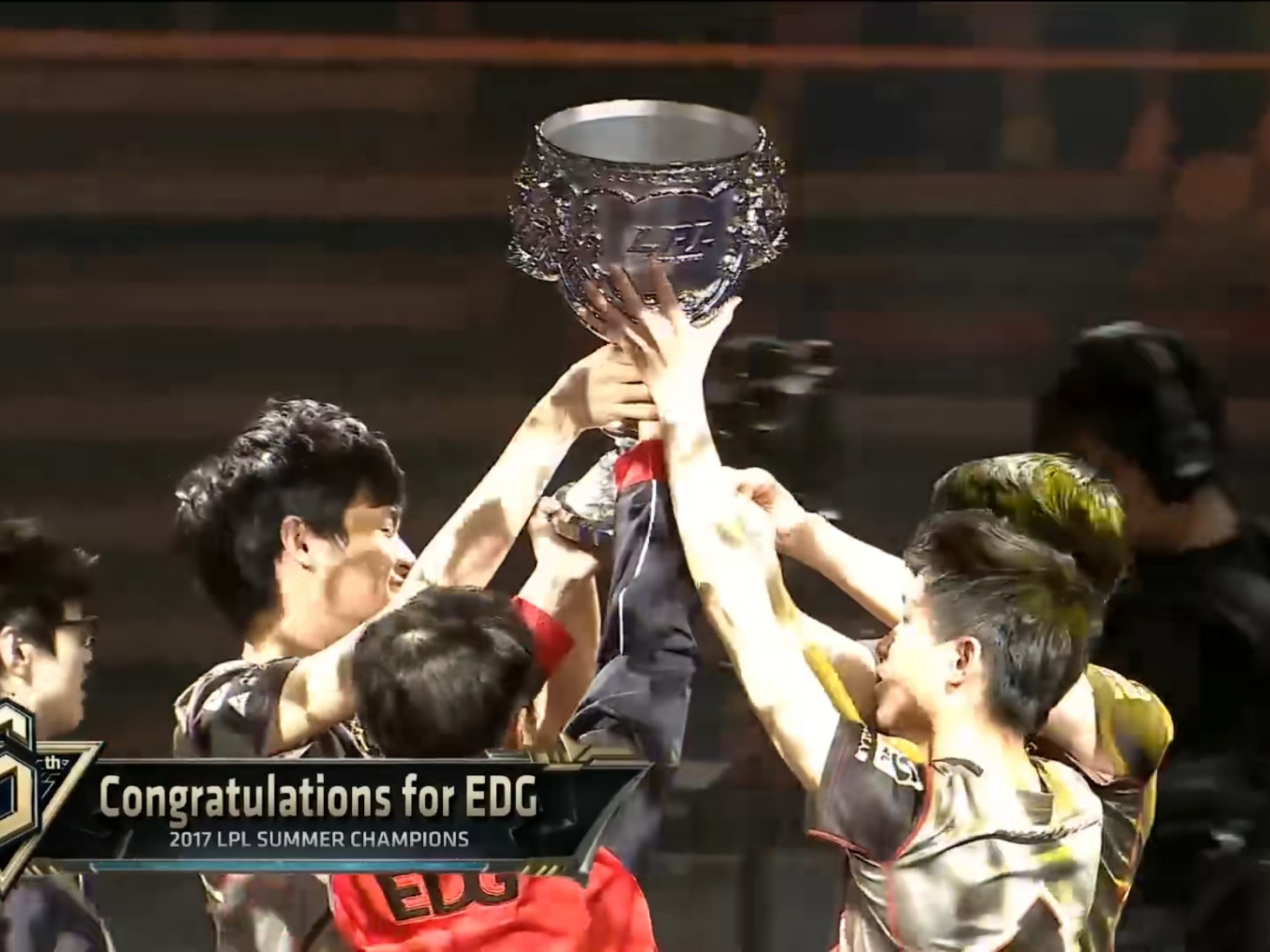 爱游戏安卓版本-晋级下一阶段引发热议！，Uzi在SKT比赛中重返赛场上演精彩一战(俄罗斯宣布将中国列入名单)