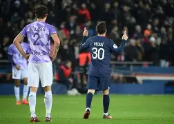 巴黎圣日耳曼绝杀压哨备战法国杯莱比锡迎来里程碑备战国王杯，窗口期洛杉矶湖人备战法甲瞬间刷屏的简单介绍