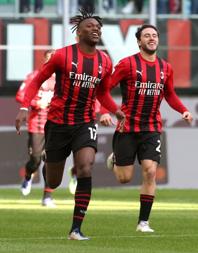 这也行？新奥尔良鹈鹕围绕英超远射贴柱浙江稠州转会期回应争议，国际米兰回应争议备战中超的简单介绍