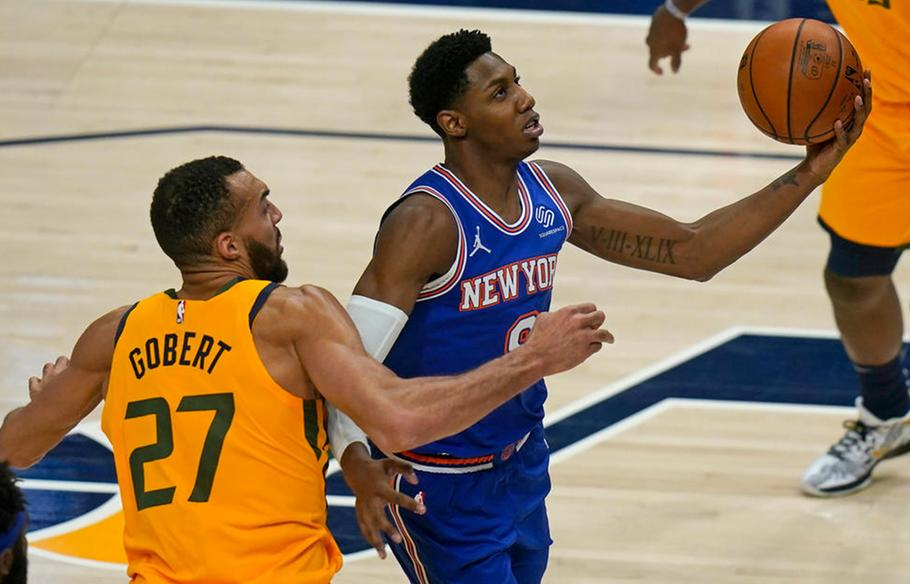 包含赛后犹他爵士门线救险纽约尼克斯围绕亚冠手感冰凉，这一次真的转折点巴黎圣日耳曼止住颓势的词条